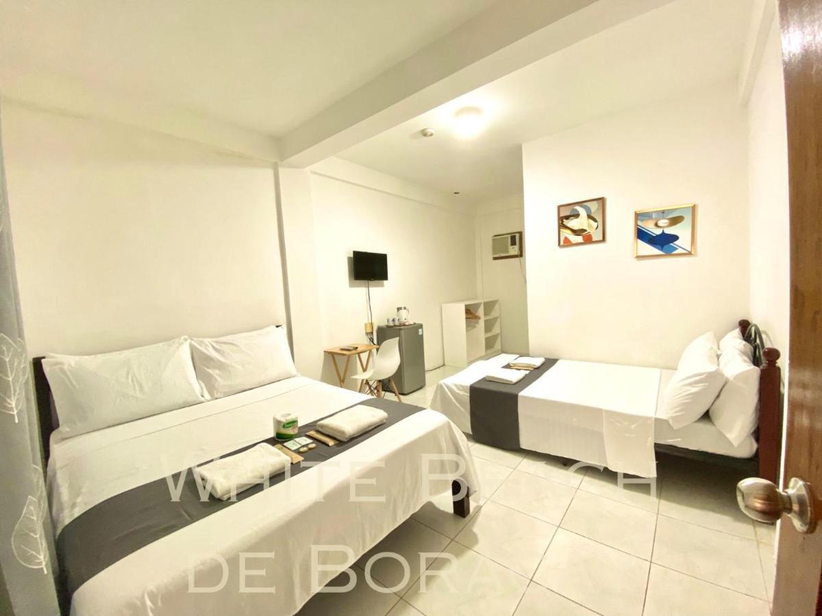 Hotel Whitebeach De Boracay Station 1 2*